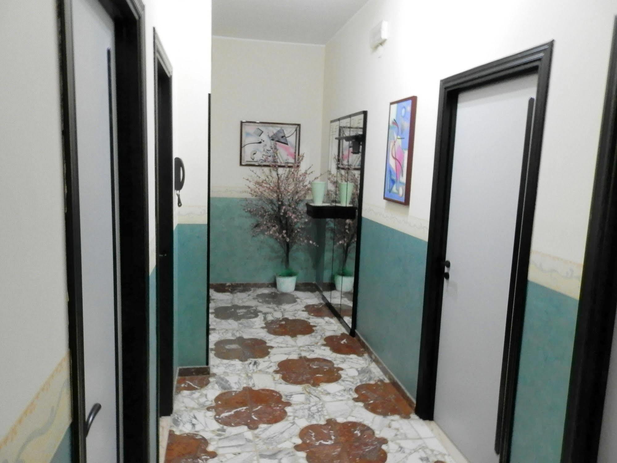 Il Giardino Delle Calendule B&B Solarino ภายนอก รูปภาพ